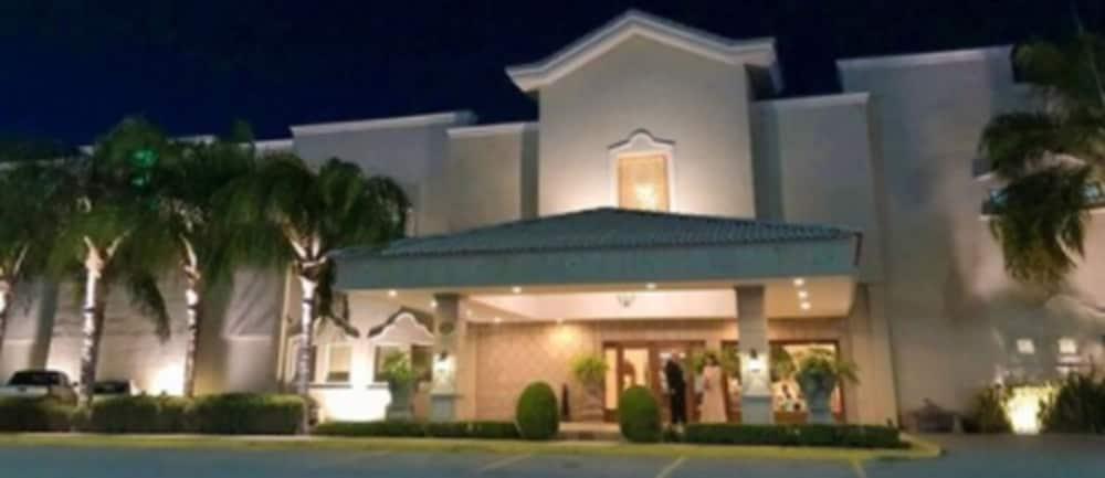 Fresno Galerias Torreón Exterior foto
