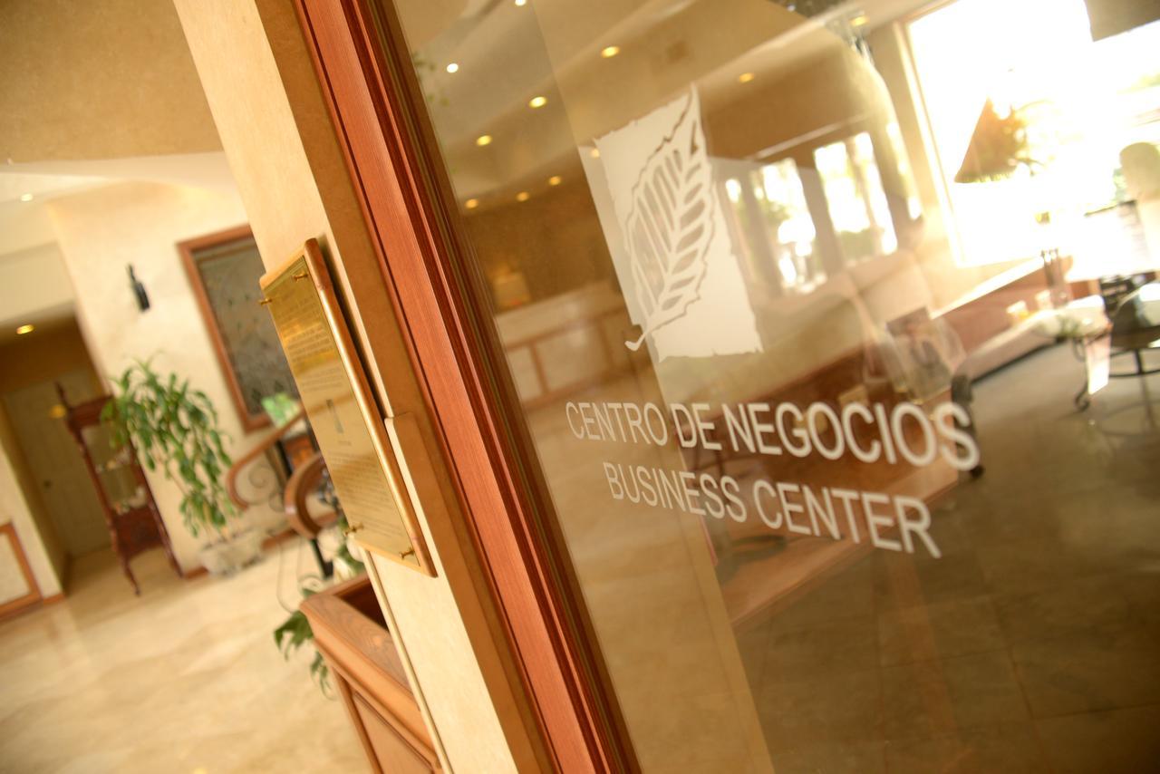 Fresno Galerias Torreón Exterior foto